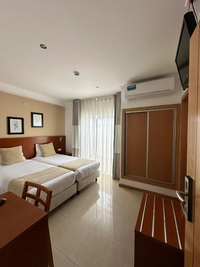 Be One Hotel Caldas Da Rainha - By Mhmb Hospitality Экстерьер фото