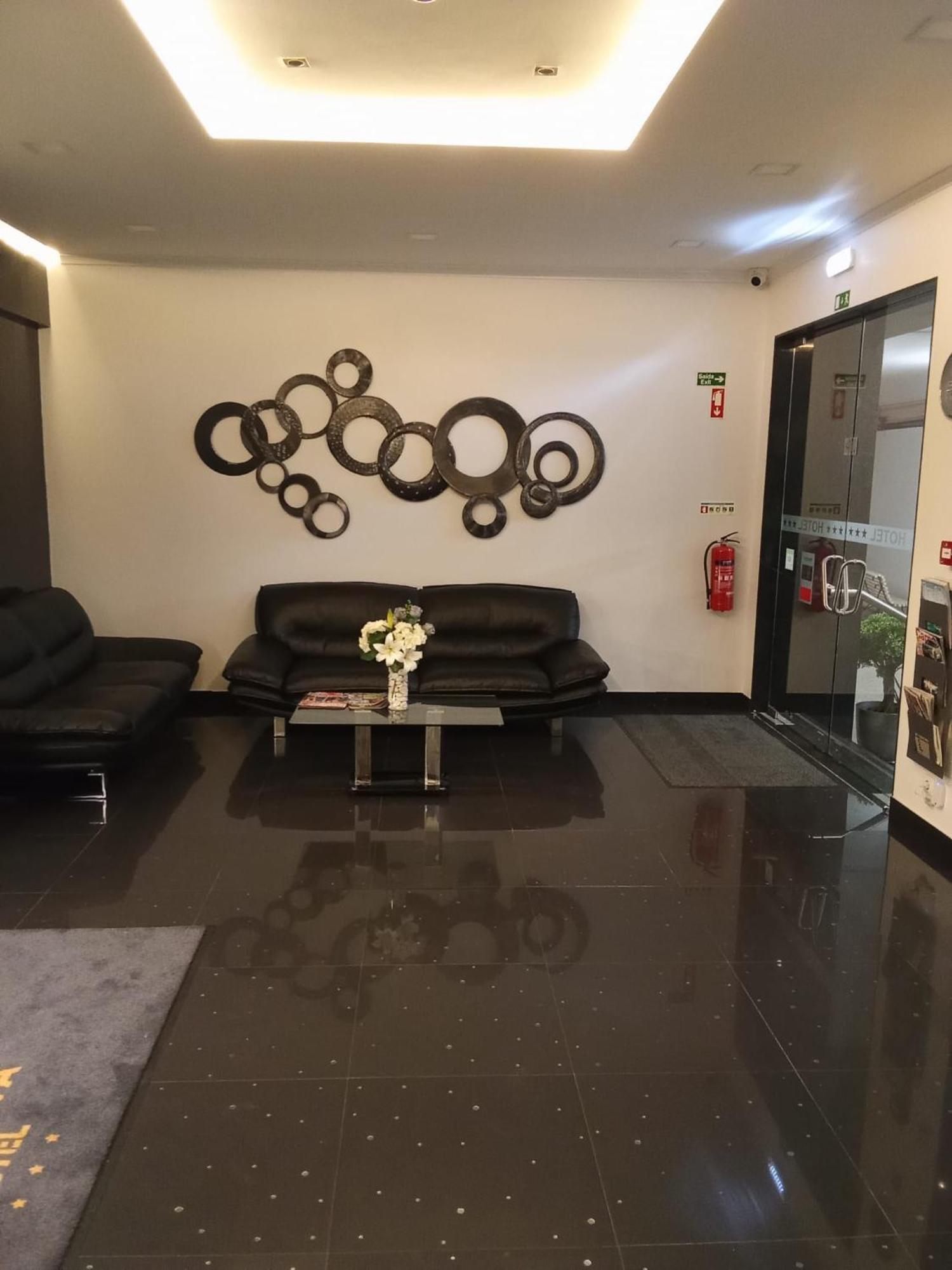 Be One Hotel Caldas Da Rainha - By Mhmb Hospitality Экстерьер фото